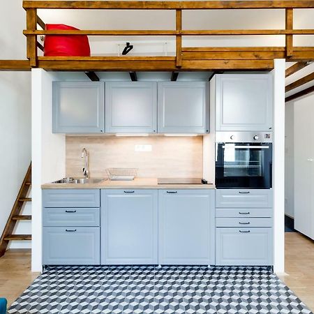 Flexible Selfcheckins 13 & 14 - Le Petit & Le Grand Zagreb - Centre - New - Apartments Repinc Екстер'єр фото