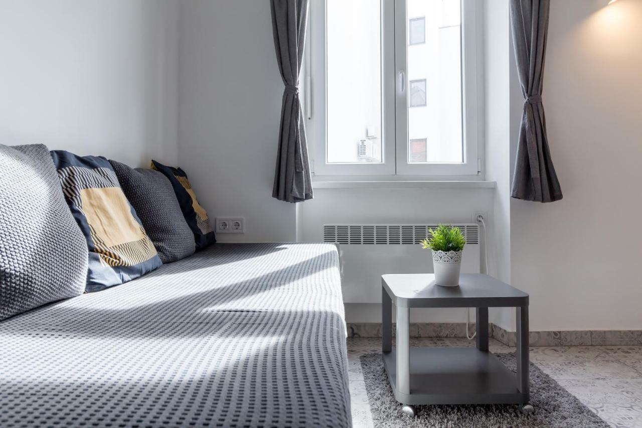 Flexible Selfcheckins 13 & 14 - Le Petit & Le Grand Zagreb - Centre - New - Apartments Repinc Екстер'єр фото