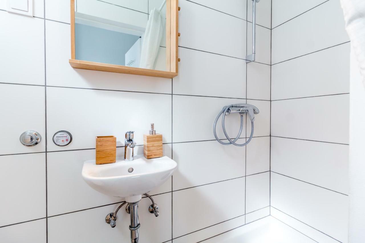 Flexible Selfcheckins 13 & 14 - Le Petit & Le Grand Zagreb - Centre - New - Apartments Repinc Екстер'єр фото